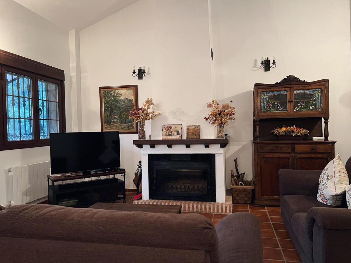 Casa Paco De Gredos Villa Arenas de San Pedro Dış mekan fotoğraf