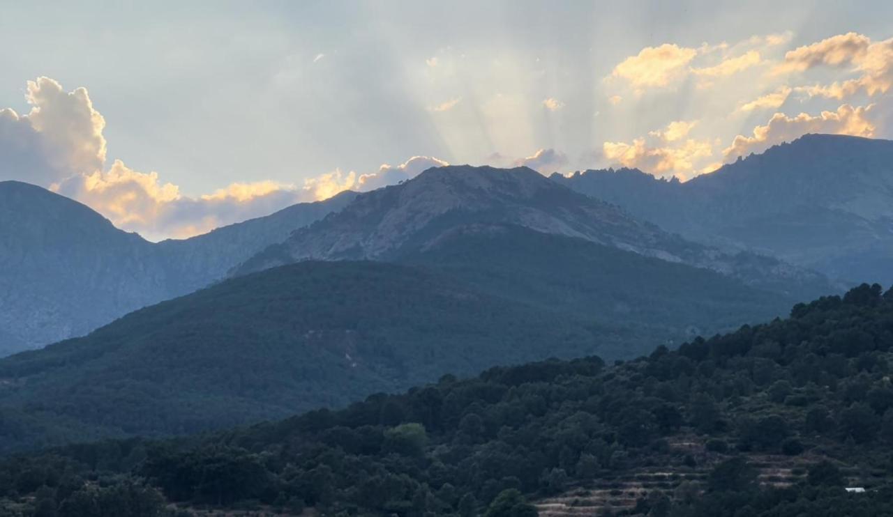 Casa Paco De Gredos Villa Arenas de San Pedro Dış mekan fotoğraf